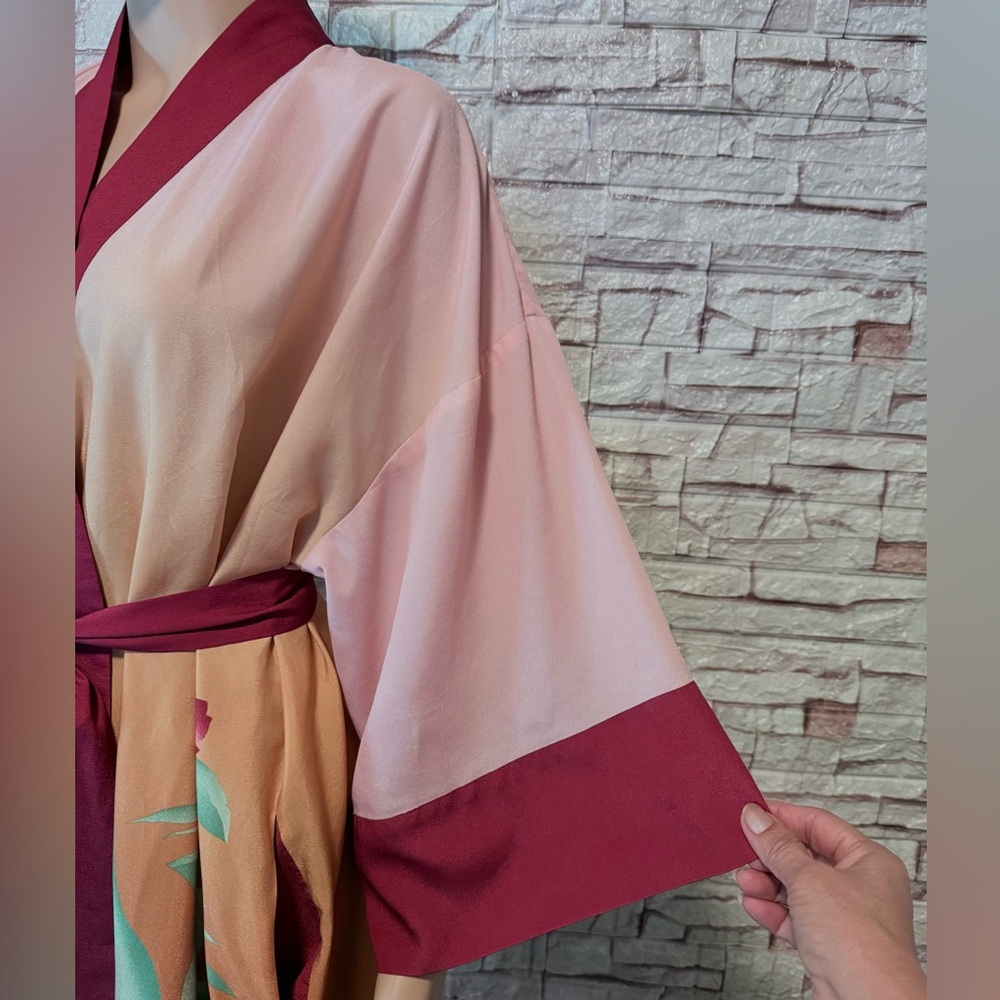 Soft Surroundings Polyester Wrap Robe Kimono Slee… - image 3